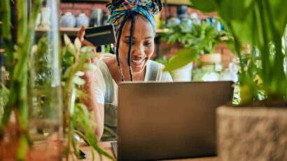 Elyad-contact-site-internet-guyane-application-website-refonte-seo-referencement-martinique-mobile-guadeloupe-antilles